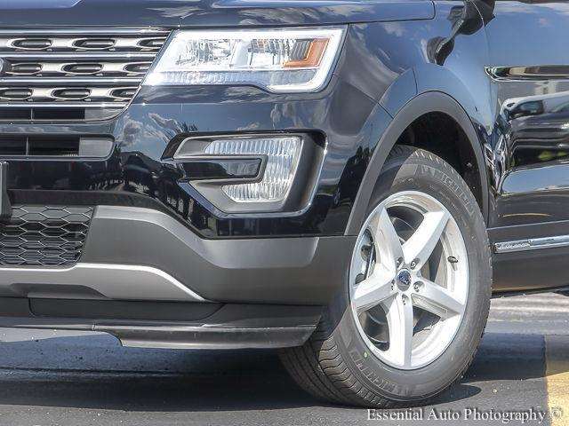 Ford Explorer 2017 photo 2